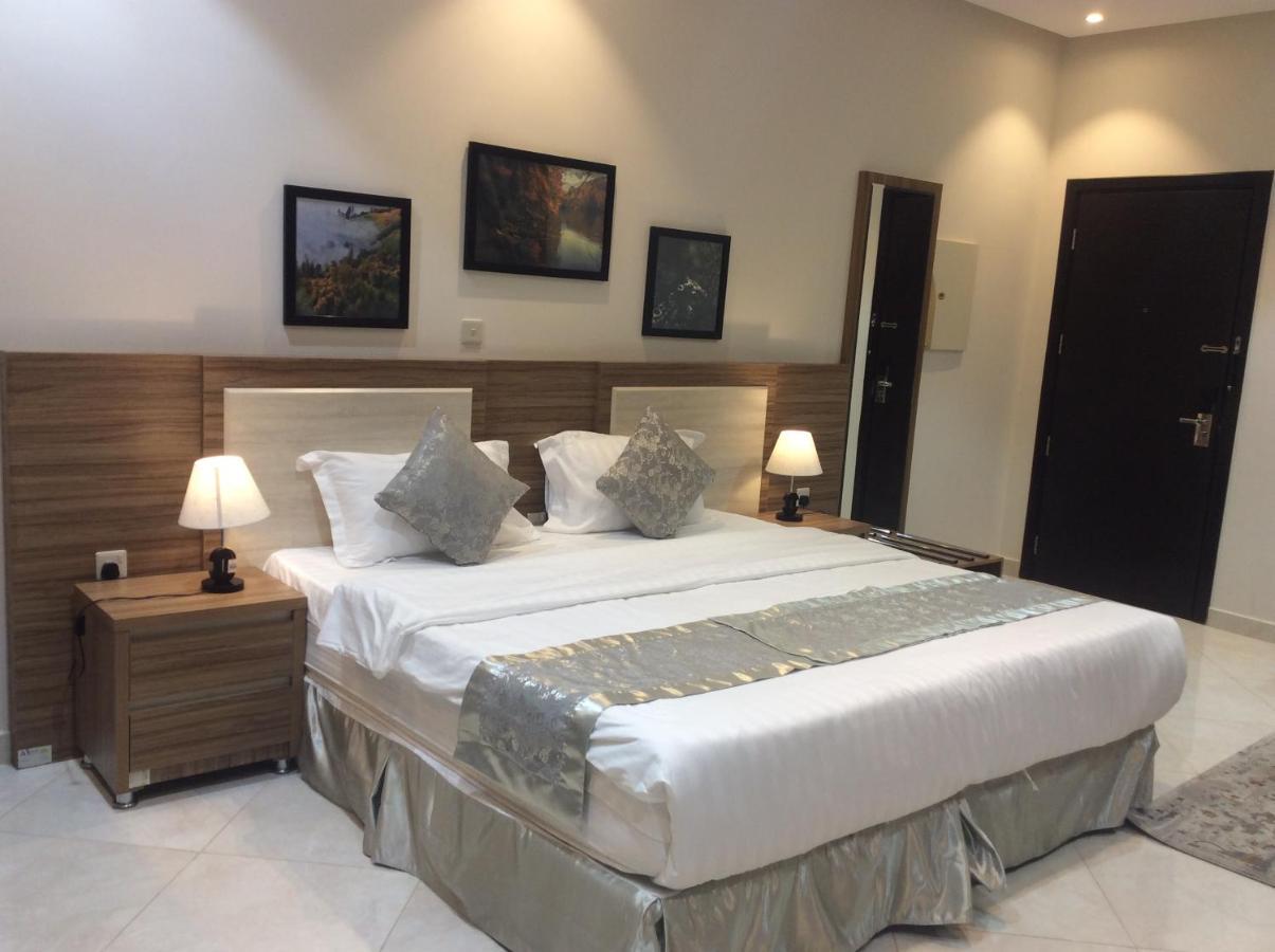 Admire Apart' Hotel Riyadh Bagian luar foto